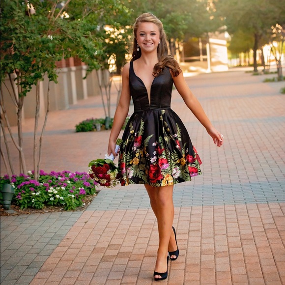 Sherri Hill Dresses & Skirts - Sherri Hill dress Sherri Hill Dresses & Skirts - Sherri Hill dress